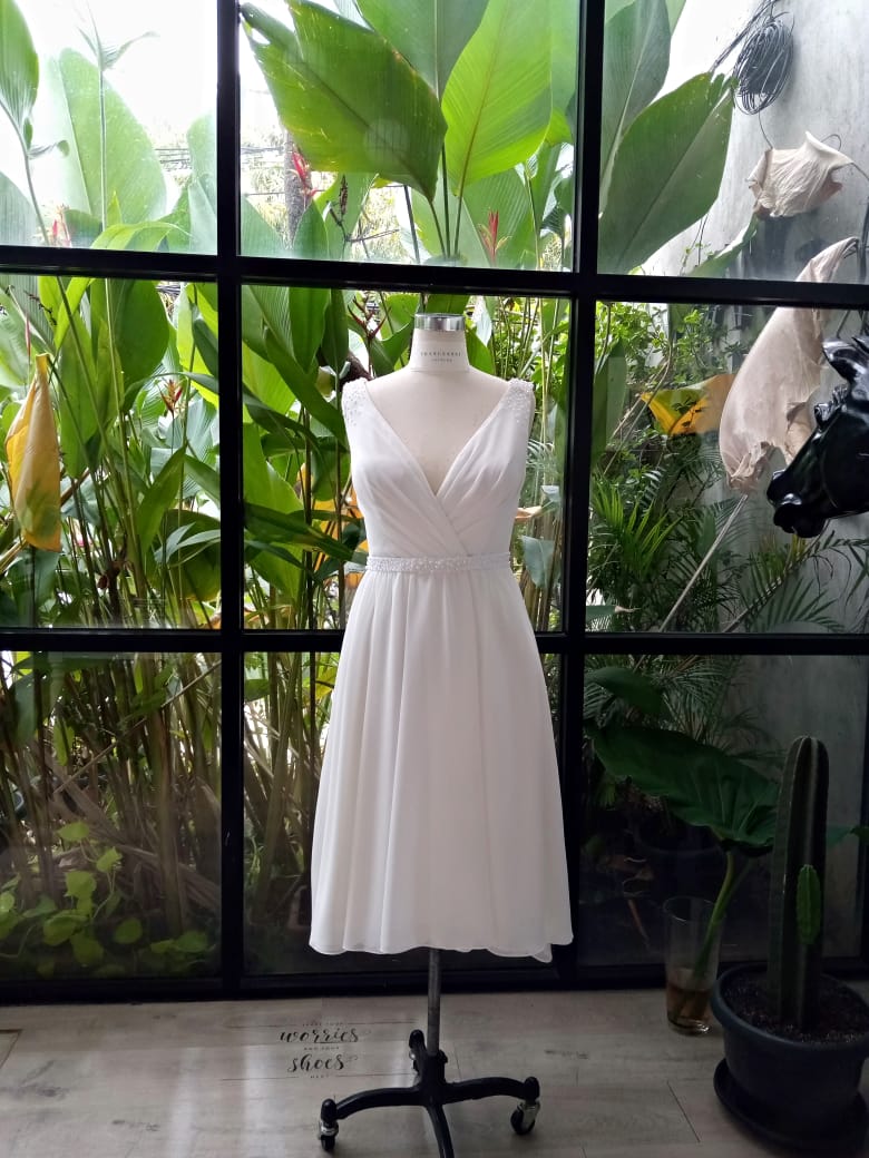 Gaun putih untuk menikah